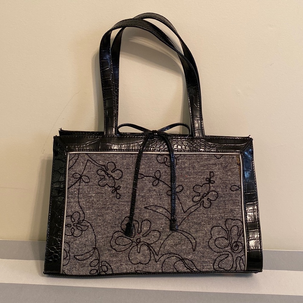 Liz Claiborne purse